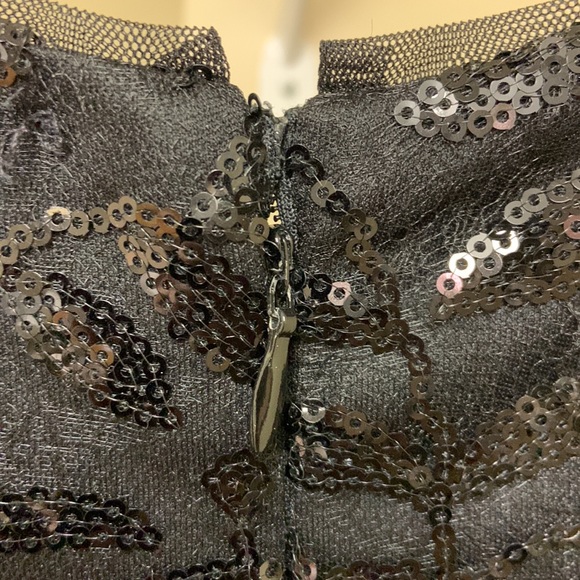 Emanuel Ungaro lace with sequins lined dress made in Macau - Picture 6 of 10